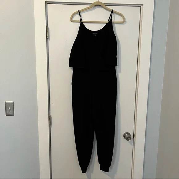 Theory Black Wrap Style Sleeveless Jogger Jumpsuit women’s size 4 cocktail Odila - Picture 2 of 10